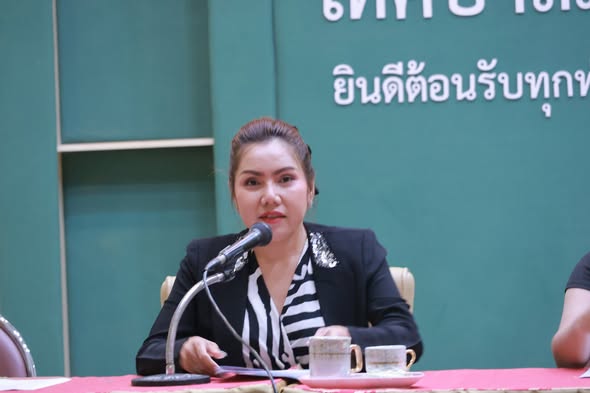 เทศบาลเมืองดอนสัก ประชุมเตรียมความพร้อมจัดงานประเพณี "แห่ผ้าขึ้นพระธาตุเจดีย์ วัดเขาสุวรรณประดิษฐ์" ประจำปี 2569