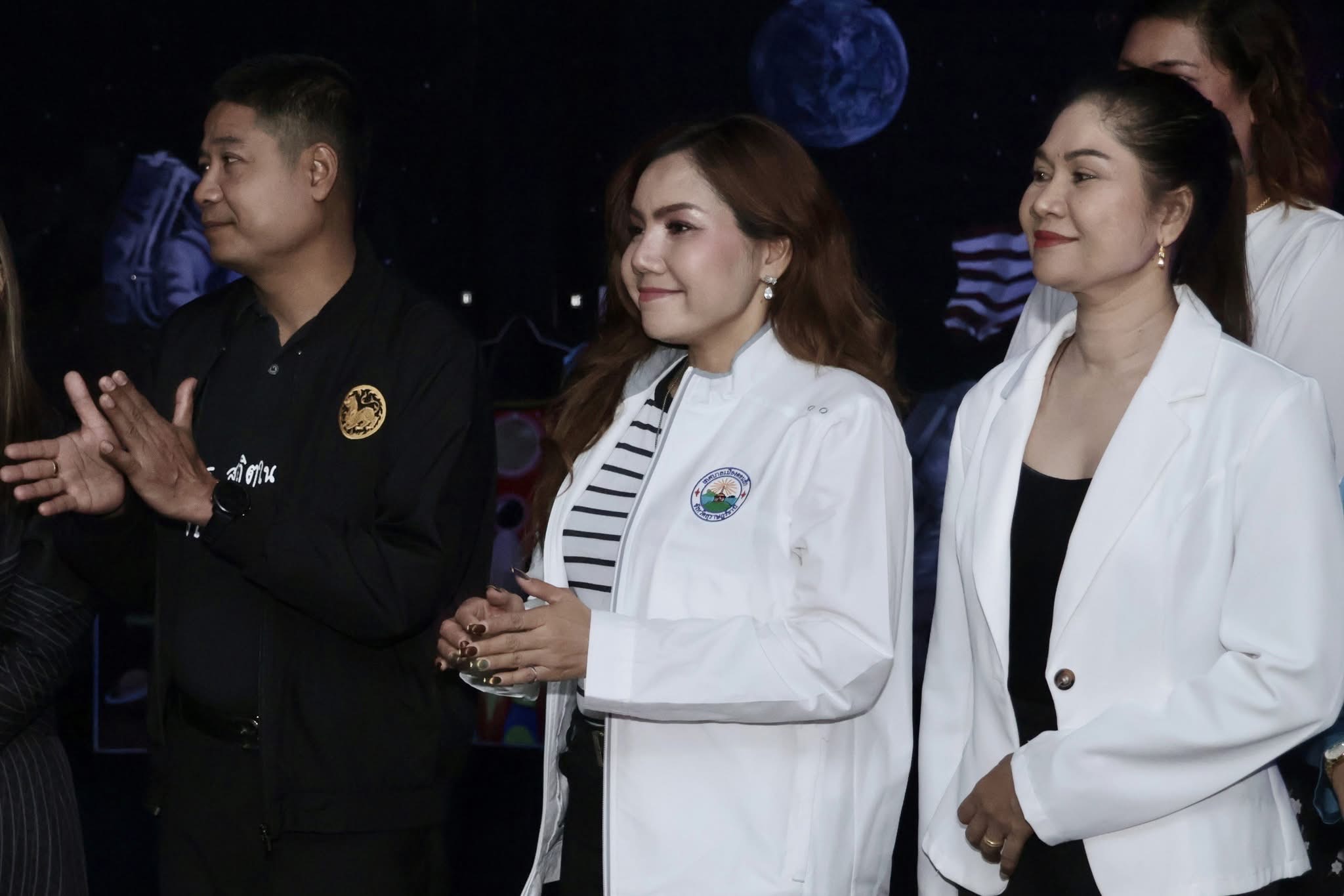 เทศบาลเมืองดอนสัก ร่วมเปิด SMART CLASSROOM ยกระดับการเรียนรู้เด็กปฐมวัยสู่ยุคดิจิทัล จุดประกายการศึกษา ด้วยเทคโนโลยี Immersive Learning ณ ศพด.ไชยคราม