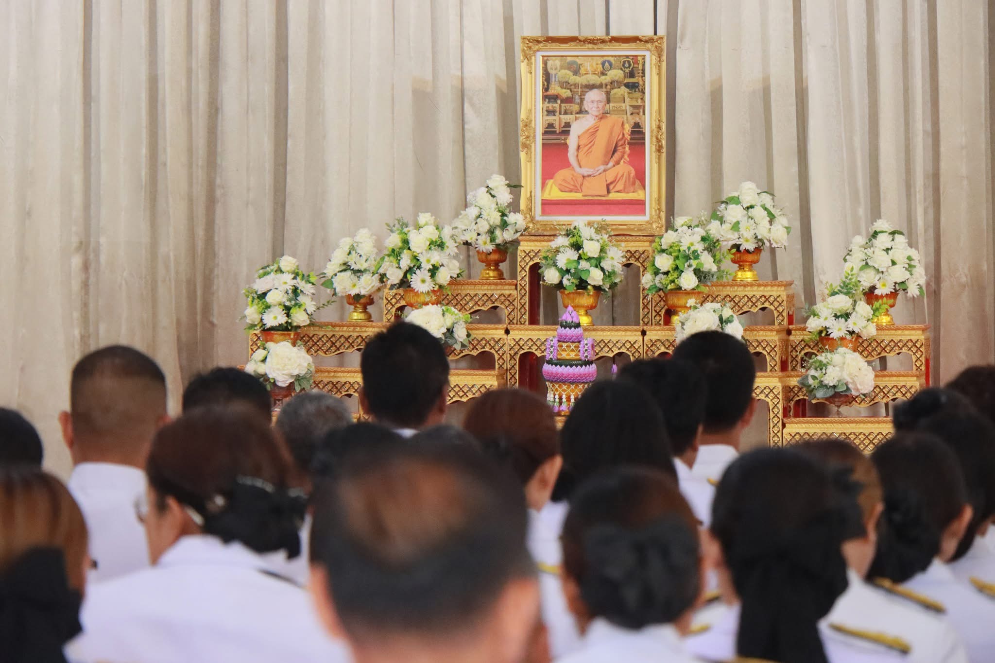 เทศบาลเมืองดอนสัก ร่วมพิธีเจริญพระพุทธมนต์และตักบาตร ถวายพระกุศลแด่สมเด็จพระสังฆราช เนื่องในโอกาสฉลองพระชนมายุ 99พรรษา